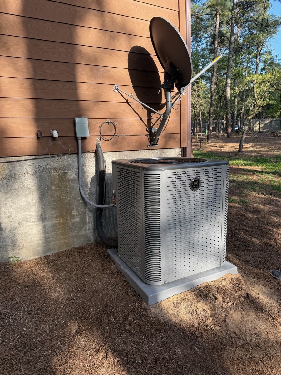 New GE air conditioning system installed by Warren Mechanical HVAC in Georgetown TX
